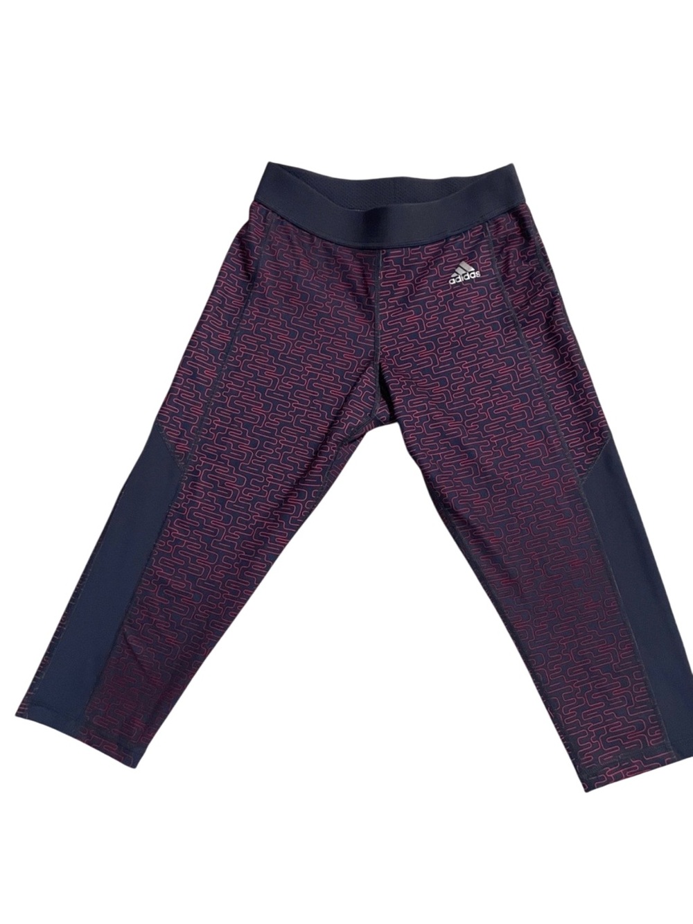 Adidas Bunale - 2
Leggings (S) & Sweatshirt (M) - Picture 11 of 16